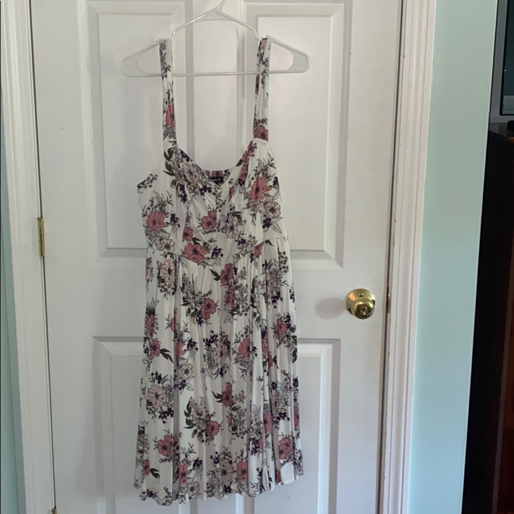 White floral torrid dress